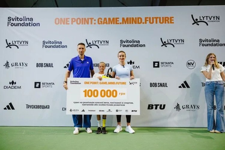 ONE POINT у Києві: 85 юних тенісистів, переможниця з Коцюбинського та грант 100 тис. грн