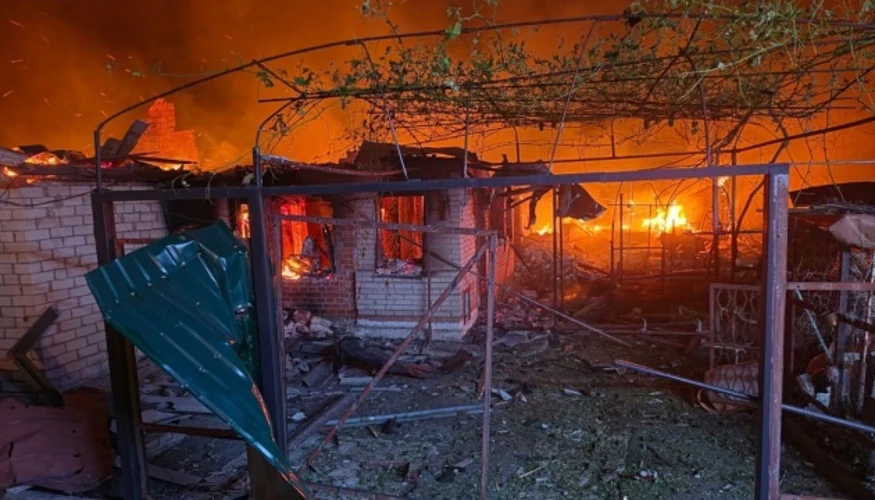 Наслідки російських ударів у Сумській області — пошкоджені приватні будинки, господарські споруди та транспортні засоби