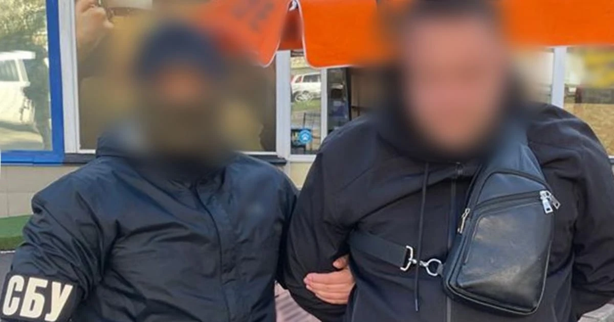 Хронологія затримання жінки, яка воювала проти України та приїхала поновити паспорт