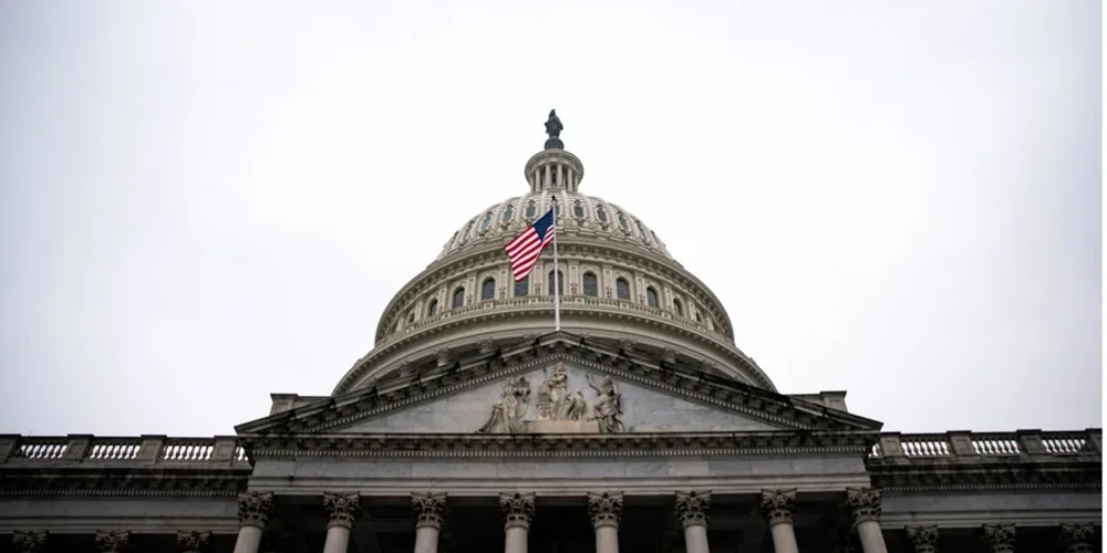 Група сенаторів США на засіданні Конгресу